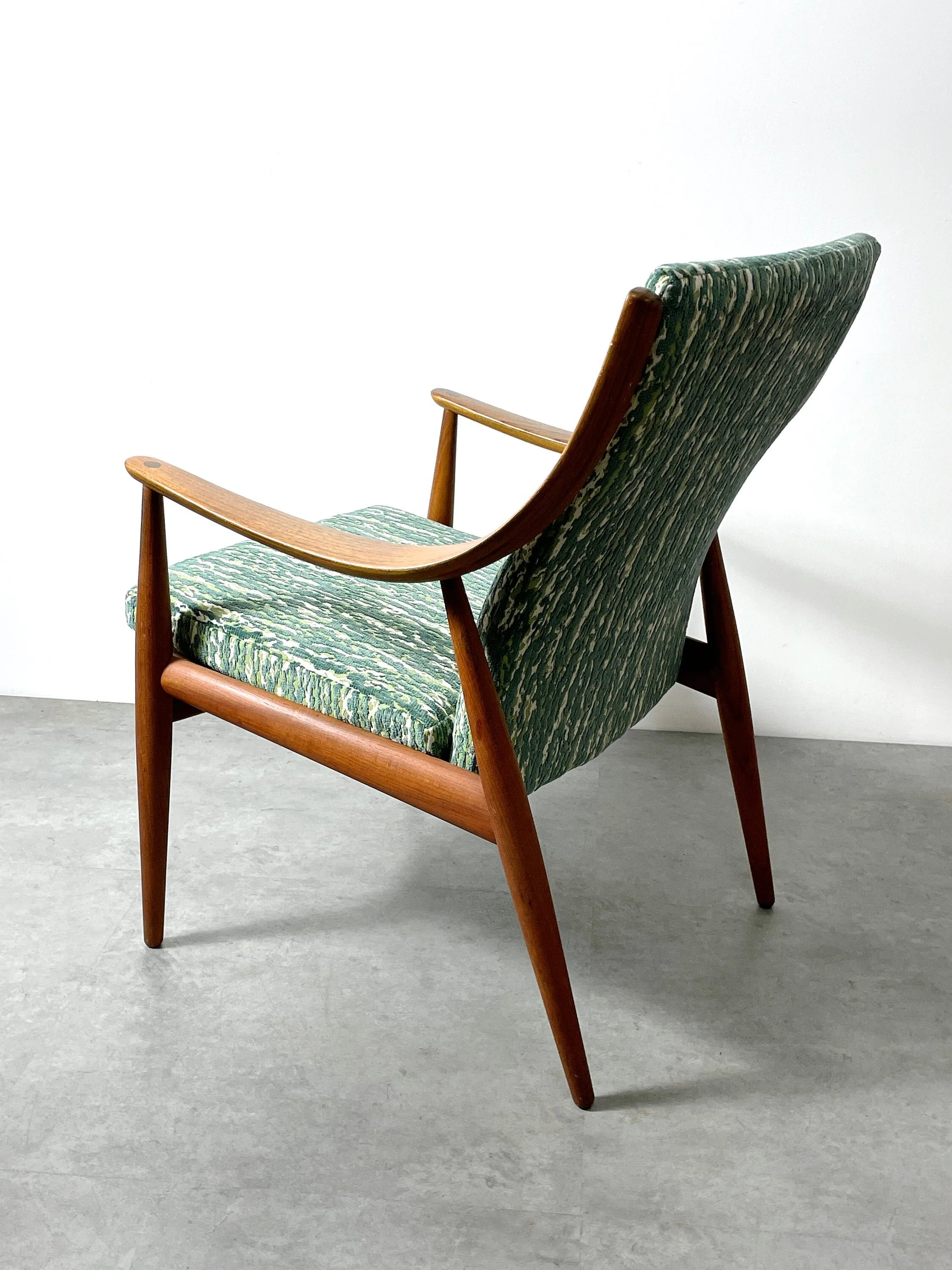 Peter Hvidt and Orla Molgaard Nielsen 148 Lounge Chair The Space